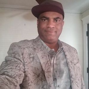 Meet your Posher, Clive